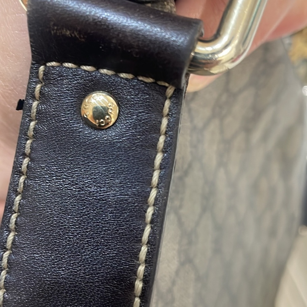 Vintage Gucci GG Supreme Monogram Small Crossbody Flap Bag - Picture 16 of 16